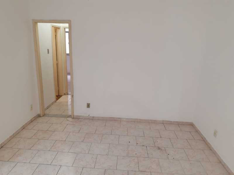 Apartamento à venda com 2 quartos, 80m² - Foto 12