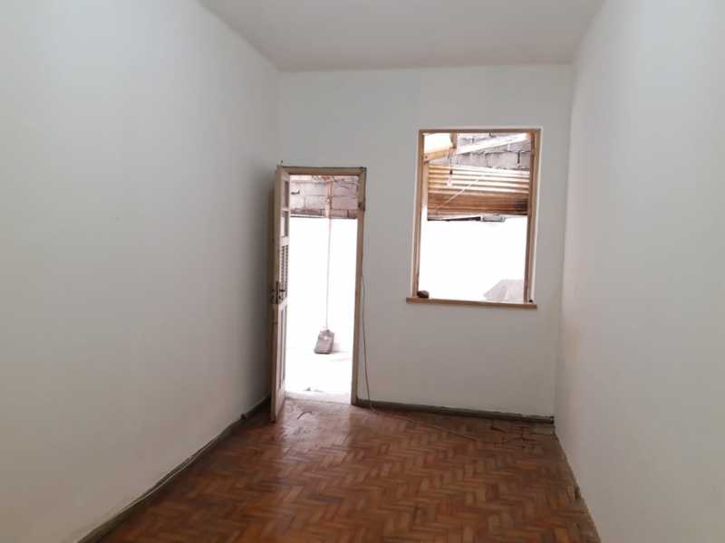 Apartamento à venda com 2 quartos, 80m² - Foto 19