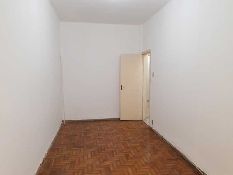 Apartamento à venda com 2 quartos, 80m² - Foto 22