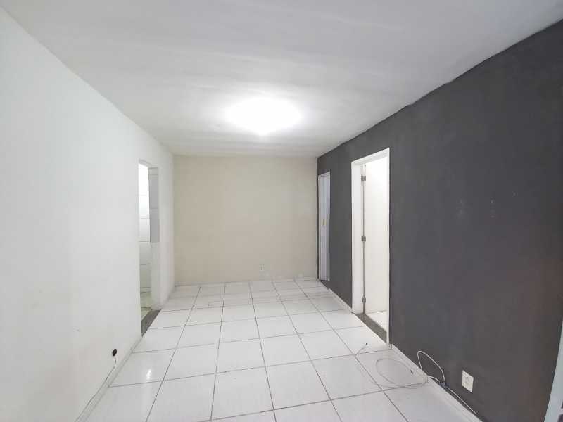 Apartamento à venda com 1 quarto, 28m² - Foto 3