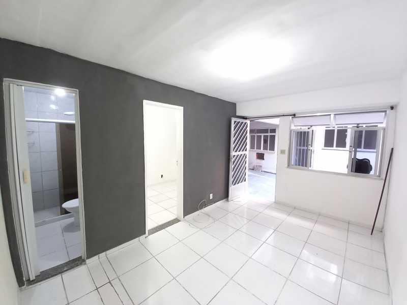 Apartamento à venda com 1 quarto, 28m² - Foto 1