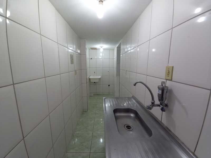 Apartamento à venda com 1 quarto, 28m² - Foto 16