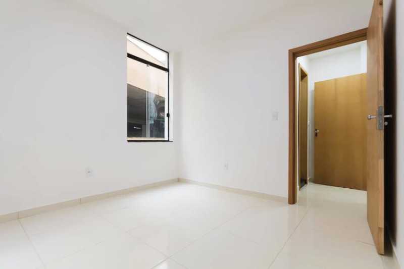 Apartamento à venda com 2 quartos, 75m² - Foto 5