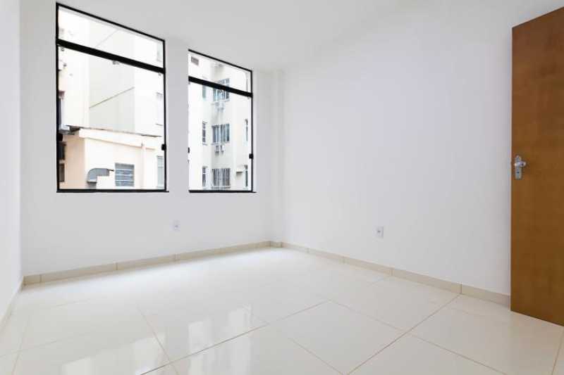 Apartamento à venda com 2 quartos, 75m² - Foto 10