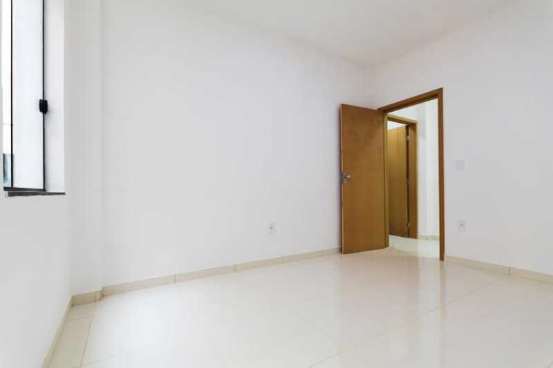 Apartamento à venda com 2 quartos, 75m² - Foto 11