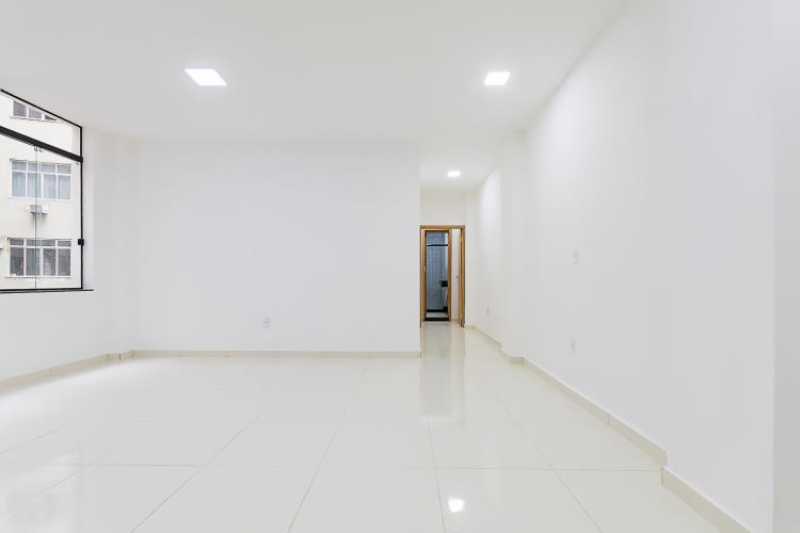 Apartamento à venda com 2 quartos, 75m² - Foto 15