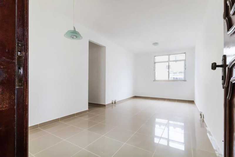 Apartamento à venda com 2 quartos, 50m² - Foto 2