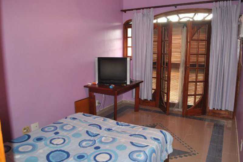 Casa de Condomínio à venda com 4 quartos, 300m² - Foto 12