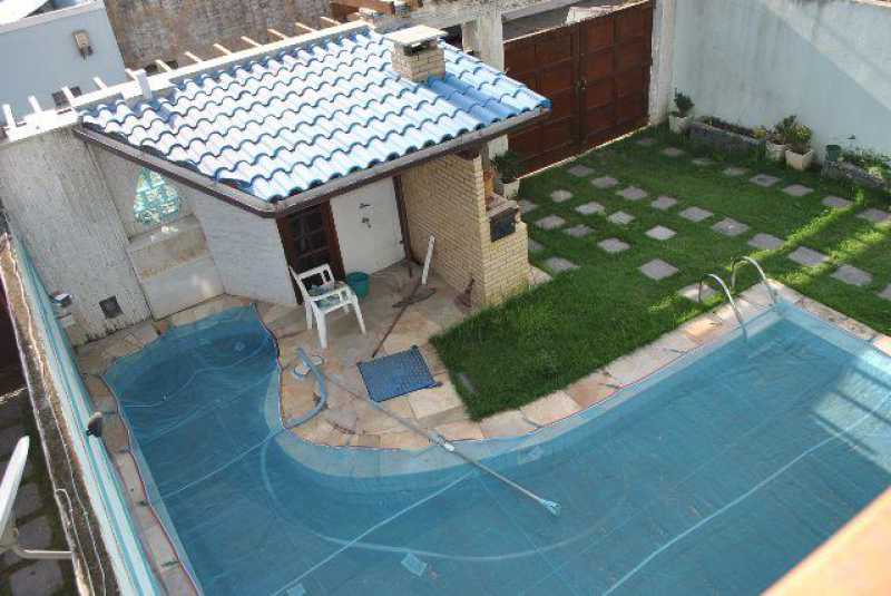 Casa de Condomínio à venda com 4 quartos, 300m² - Foto 7