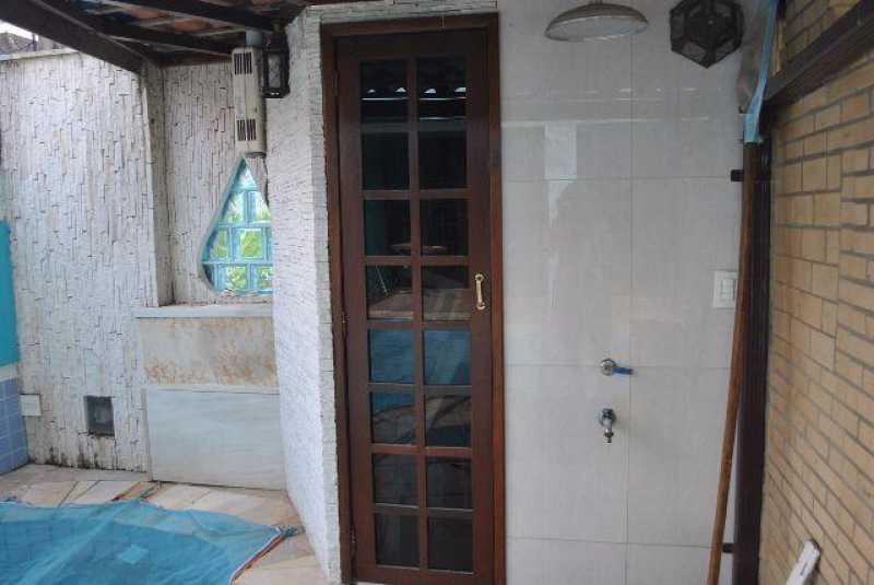 Casa de Condomínio à venda com 4 quartos, 300m² - Foto 9