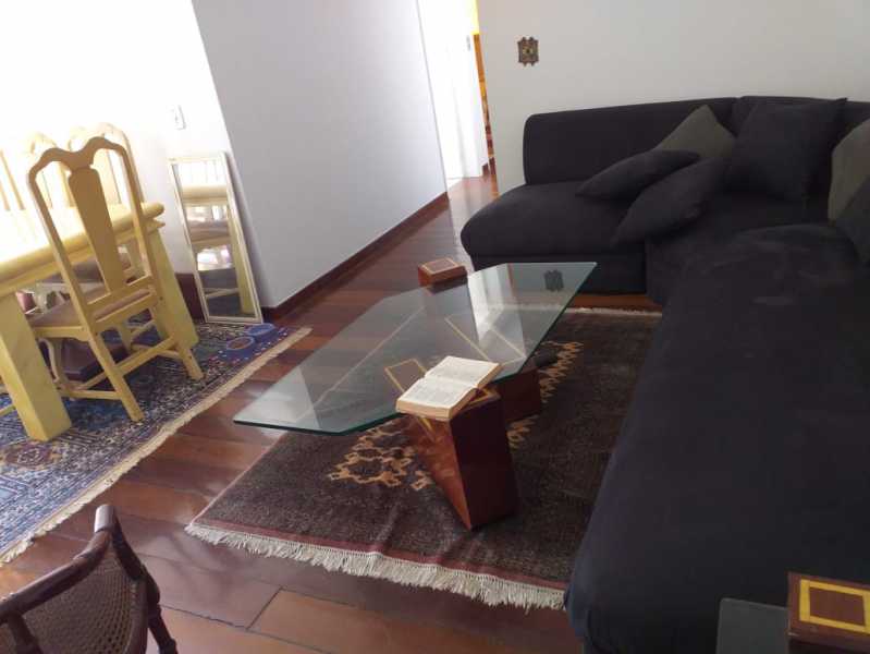 Apartamento à venda com 3 quartos, 125m² - Foto 6