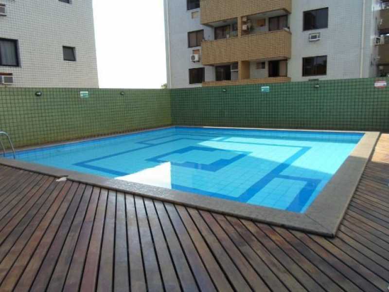 Apartamento à venda com 2 quartos, 68m² - Foto 1