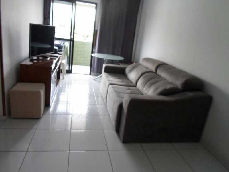 Apartamento à venda com 2 quartos, 68m² - Foto 6