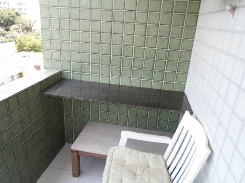 Apartamento à venda com 2 quartos, 68m² - Foto 10