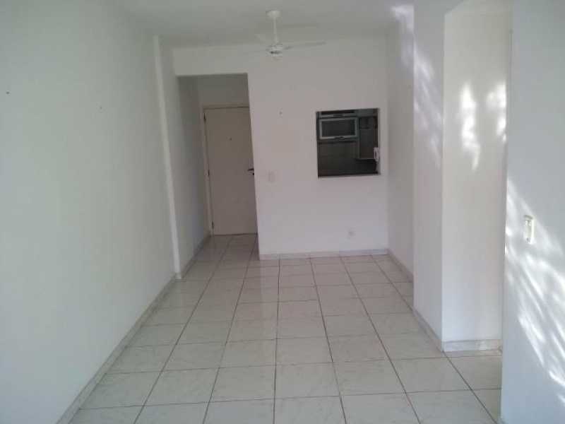 Apartamento à venda com 2 quartos, 51m² - Foto 3