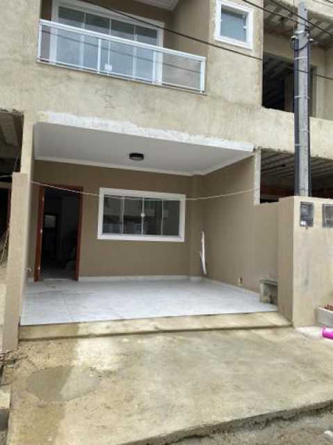 Casa de Condomínio à venda com 3 quartos, 180m² - Foto 1