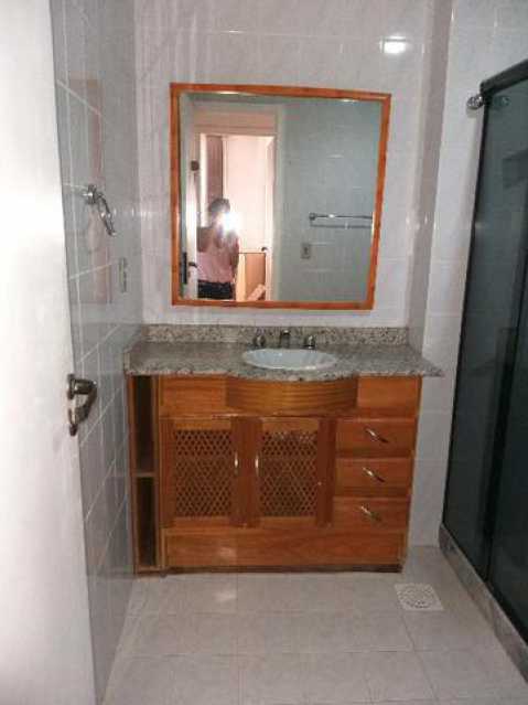 Apartamento à venda com 2 quartos, 82m² - Foto 12