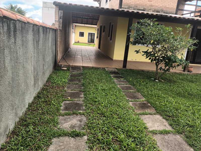 Casa à venda com 4 quartos, 90m² - Foto 14