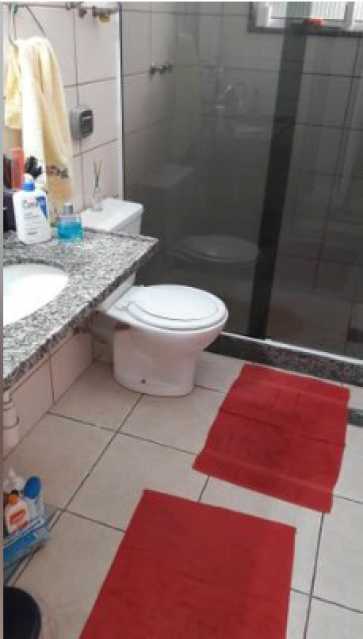 Casa à venda com 2 quartos, 180m² - Foto 6