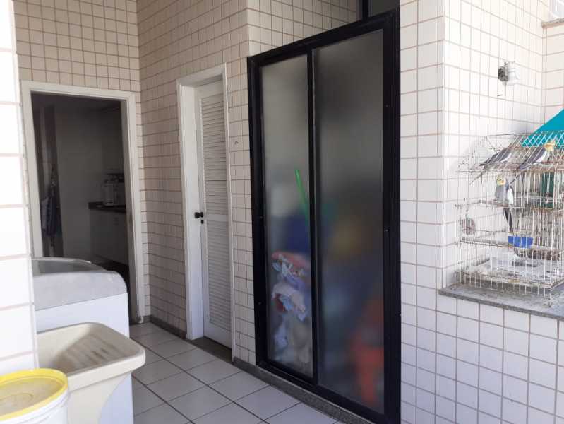 Cobertura à venda com 2 quartos, 214m² - Foto 17