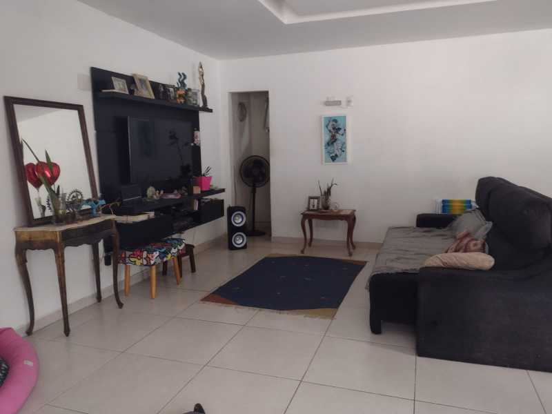 Casa de Condomínio à venda com 3 quartos, 200m² - Foto 8