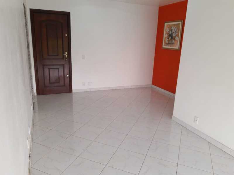 Apartamento à venda com 2 quartos, 54m² - Foto 2