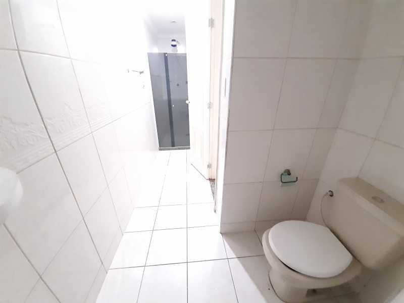 Casa de Condomínio à venda com 4 quartos, 330m² - Foto 19