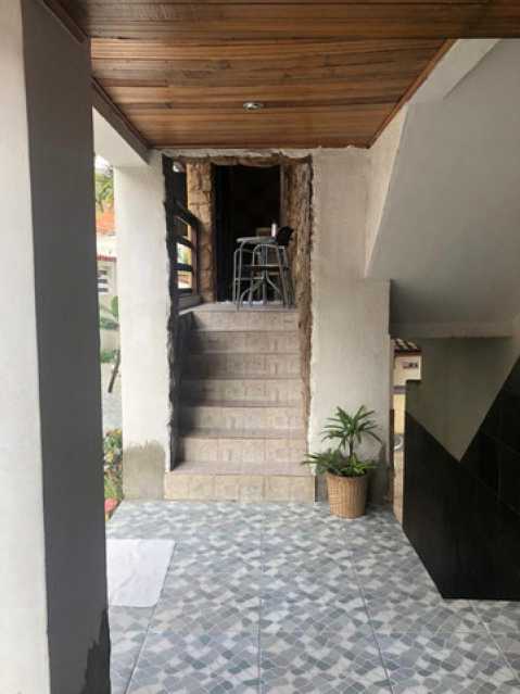 Casa de Vila à venda com 3 quartos, 200m² - Foto 11