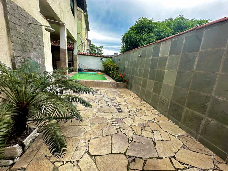 Casa de Vila à venda com 3 quartos, 200m² - Foto 18