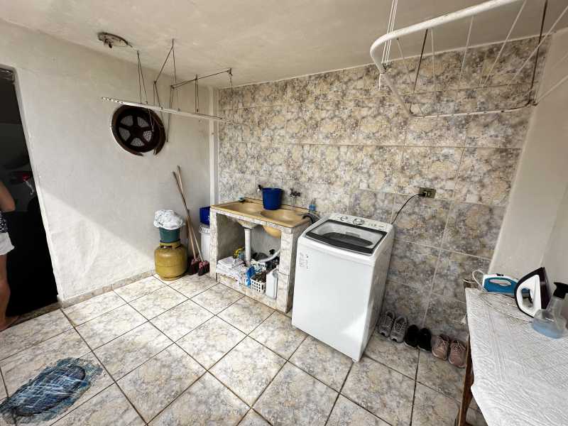 Casa de Vila à venda com 3 quartos, 200m² - Foto 28