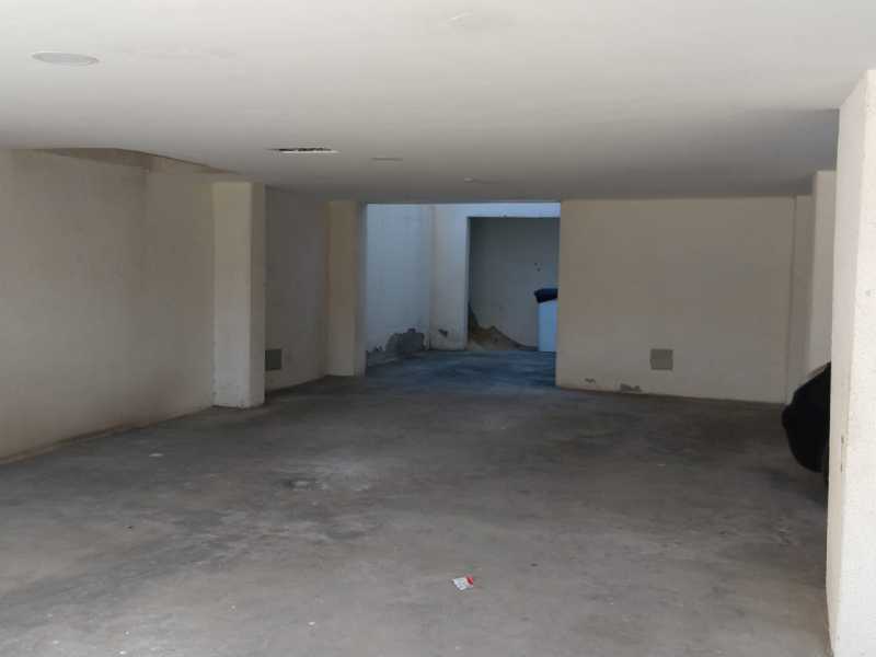 Apartamento à venda com 2 quartos, 60m² - Foto 17