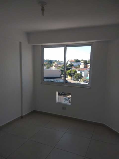 Apartamento à venda com 2 quartos, 60m² - Foto 18