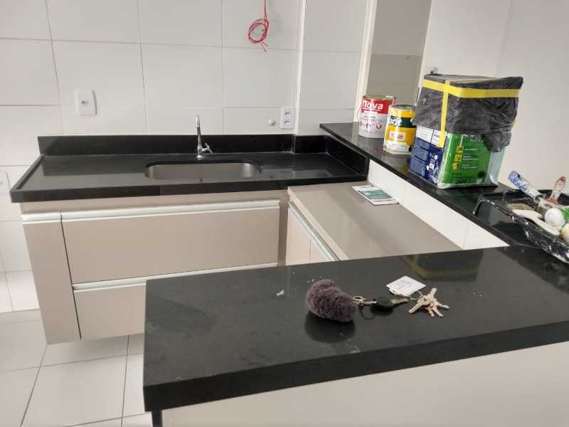 Apartamento à venda com 2 quartos, 60m² - Foto 22