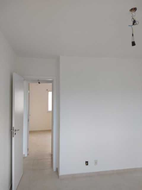 Apartamento à venda com 2 quartos, 58m² - Foto 2