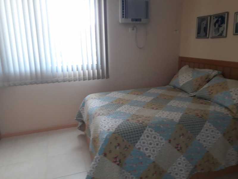 Apartamento à venda com 3 quartos, 95m² - Foto 10