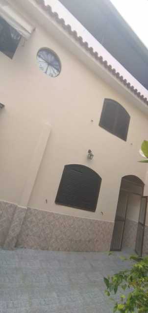 Casa à venda com 3 quartos, 150m² - Foto 2