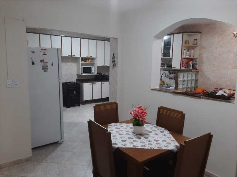 Casa à venda com 3 quartos, 180m² - Foto 9