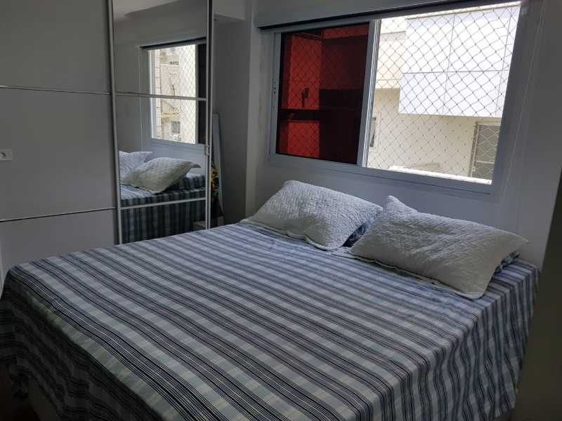 Cobertura à venda com 3 quartos, 200m² - Foto 16