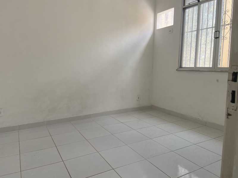 Casa de Vila à venda com 3 quartos, 80m² - Foto 2