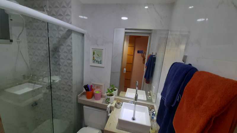 Apartamento à venda com 2 quartos, 55m² - Foto 19