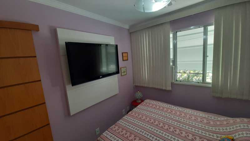 Apartamento à venda com 2 quartos, 55m² - Foto 25