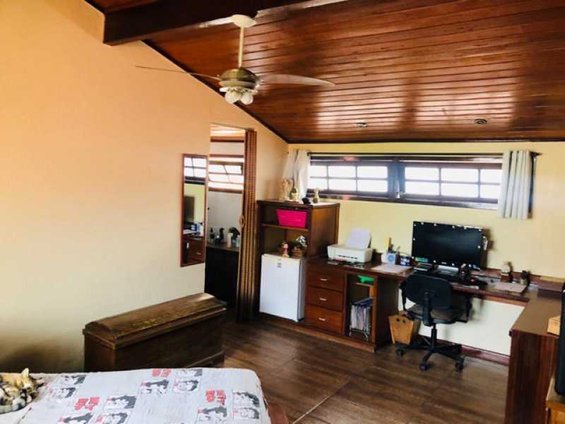 Casa de Condomínio à venda com 4 quartos, 180m² - Foto 4