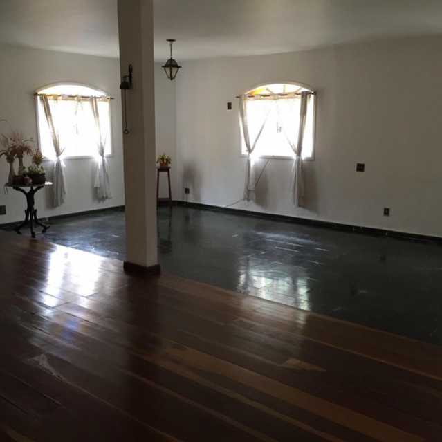 Casa de Condomínio à venda com 4 quartos, 400m² - Foto 12