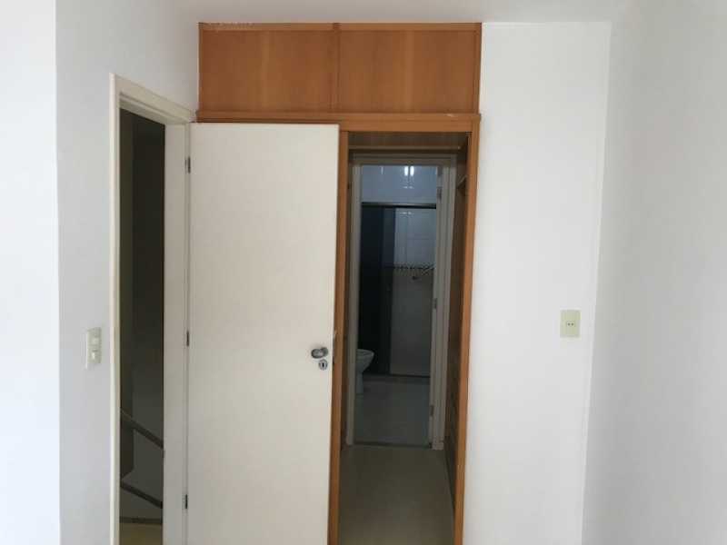 Casa de Condomínio à venda com 2 quartos, 100m² - Foto 9