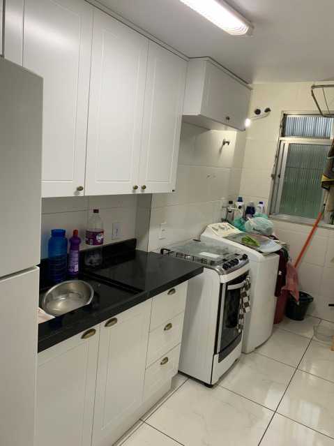 Apartamento à venda com 2 quartos, 60m² - Foto 3