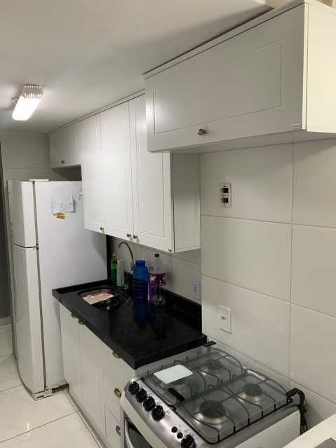 Apartamento à venda com 2 quartos, 60m² - Foto 4