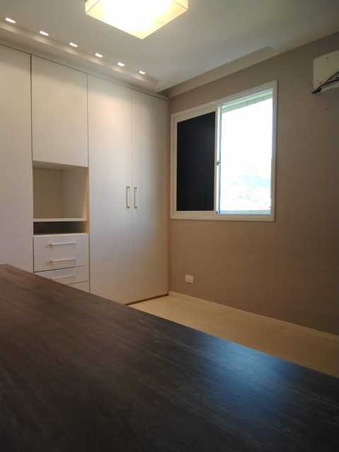 Apartamento à venda com 2 quartos, 95m² - Foto 6