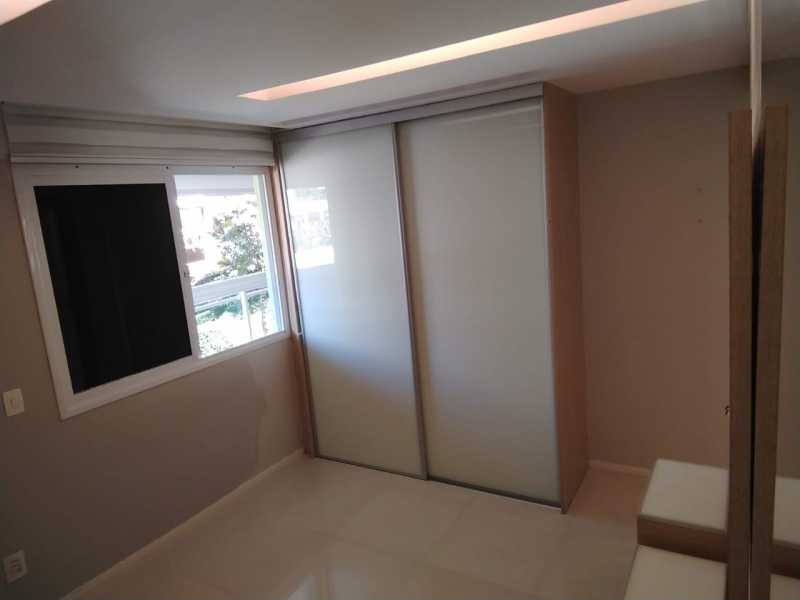 Apartamento à venda com 2 quartos, 95m² - Foto 11