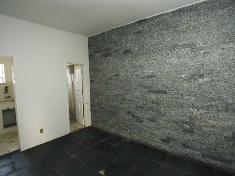 Casa de Vila à venda com 1 quarto, 80m² - Foto 2