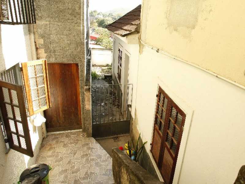 Casa de Vila à venda com 1 quarto, 80m² - Foto 8